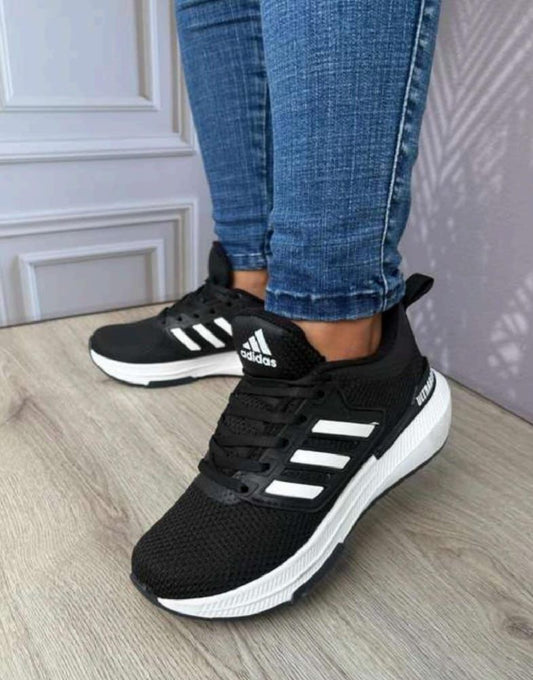 Tenis Adidas Ultraboost  | Comodidad premium y diseño deportivo